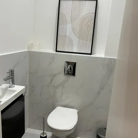 Palais De France Classic Charm Apartment