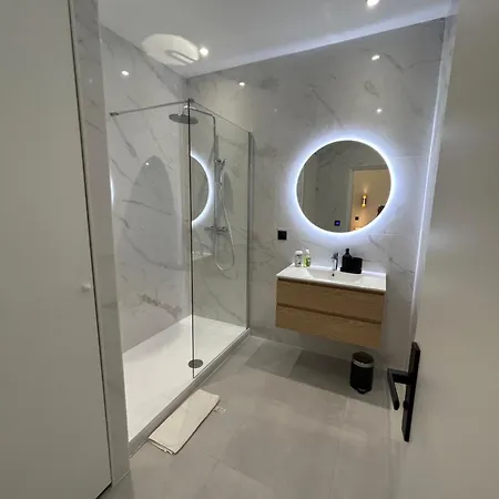 Apartment Palais De France Classic Charm